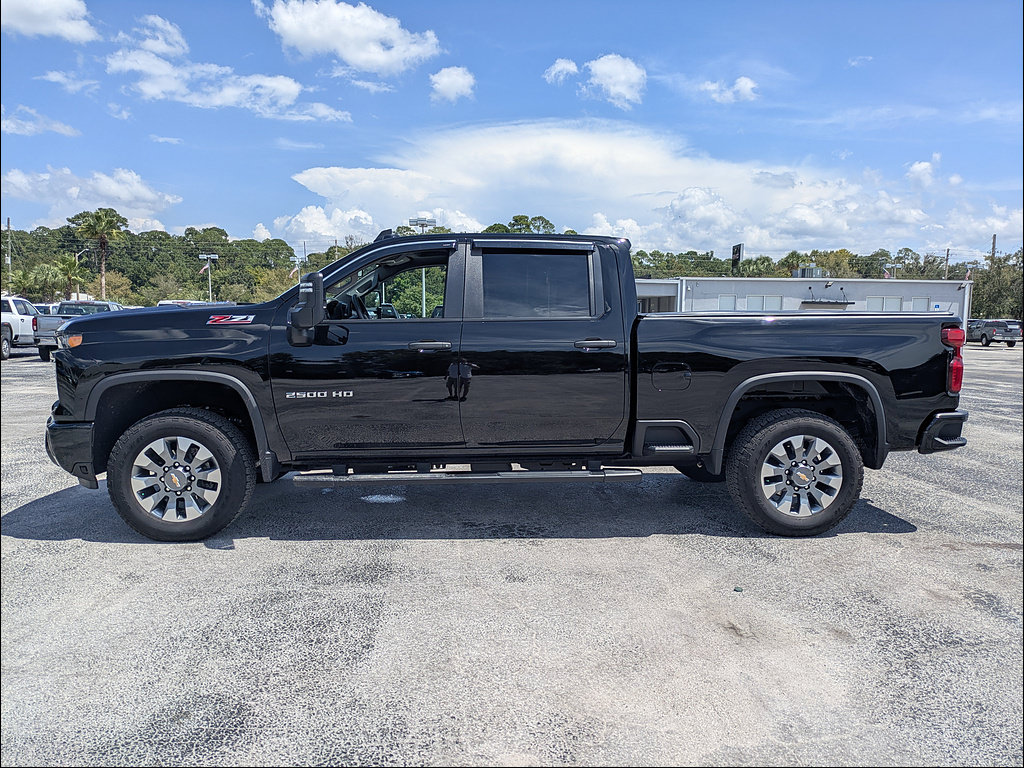 Certified 2024 Chevrolet Silverado 2500 Custom w/ Custom Value Package AWD/4WD image 10