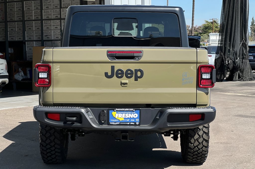 New 2026 Jeep Gladiator Willys AWD/4WD image 5