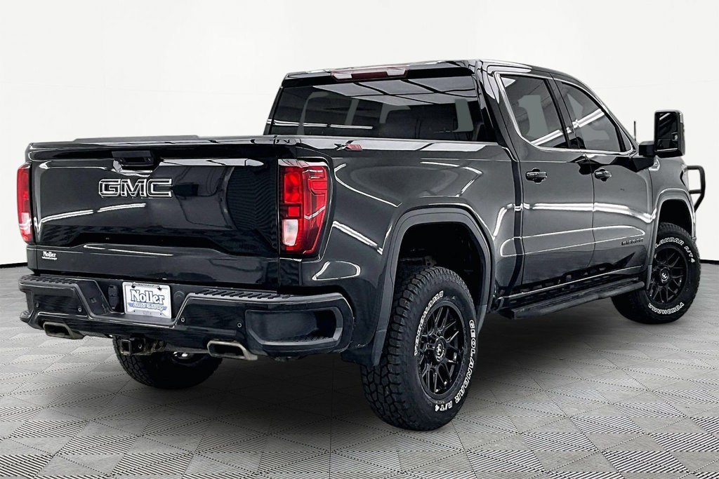 Used 2019 GMC Sierra 1500 SLE w/ X31 Off-Road Package AWD/4WD image 2