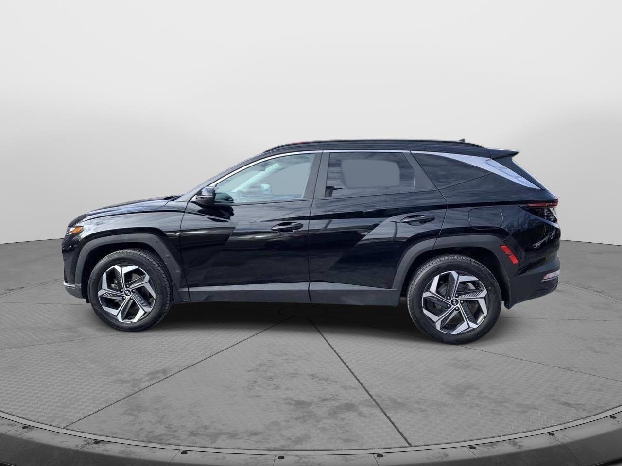 Used 2023 Hyundai Tucson SEL w/ Convenience Package image 6