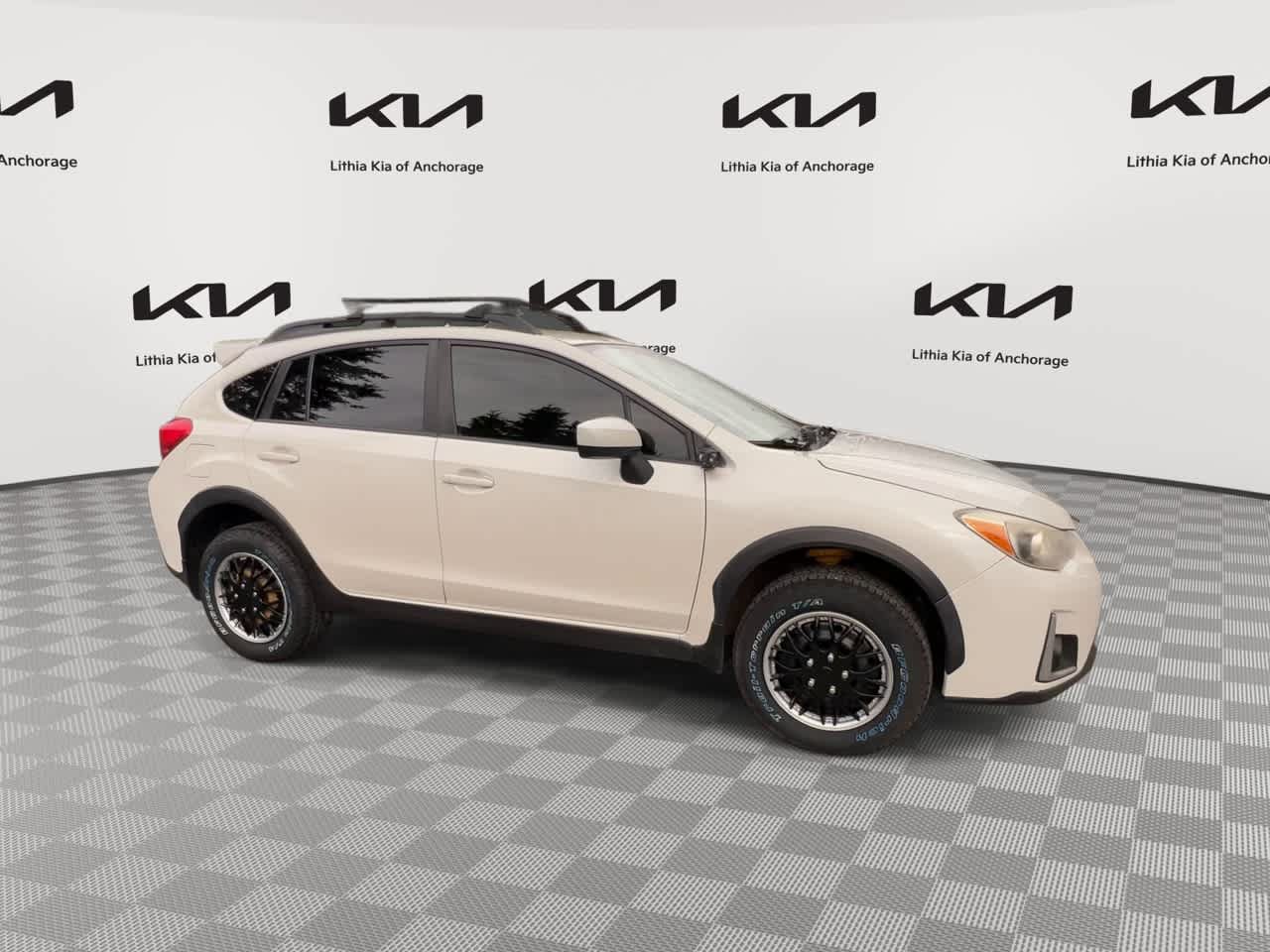 Used 2016 Subaru Crosstrek 2.0i Premium AWD/4WD image 9