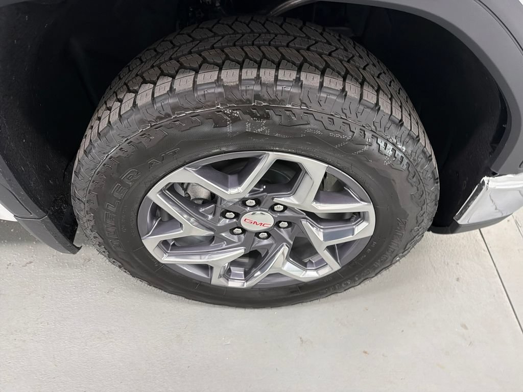 New 2026 GMC Sierra 1500 SLT AWD/4WD image 4