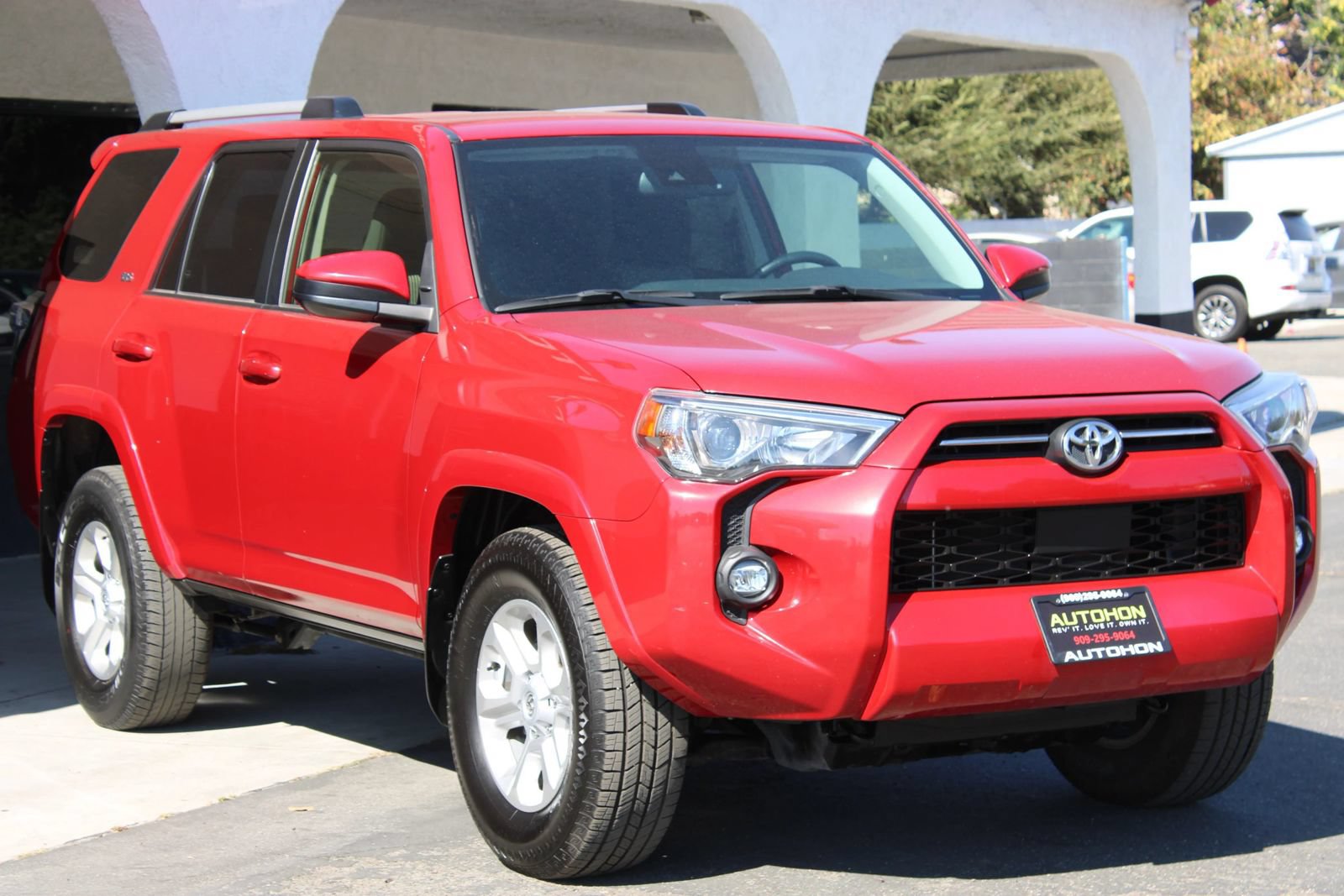 Used 2024 Toyota 4Runner SR5 RWD image 3