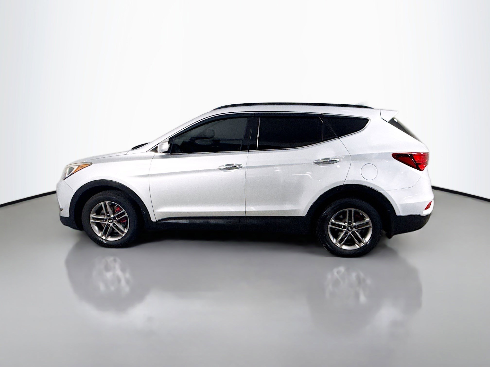 Used 2018 Hyundai Santa Fe Sport w/ 2.4L Value Package 02 FWD image 6