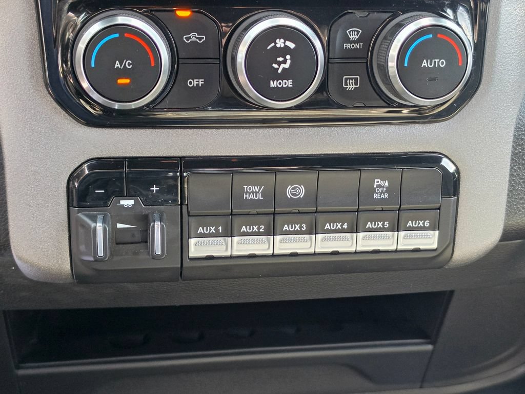Used 2023 RAM 3500 Tradesman AWD/4WD image 26