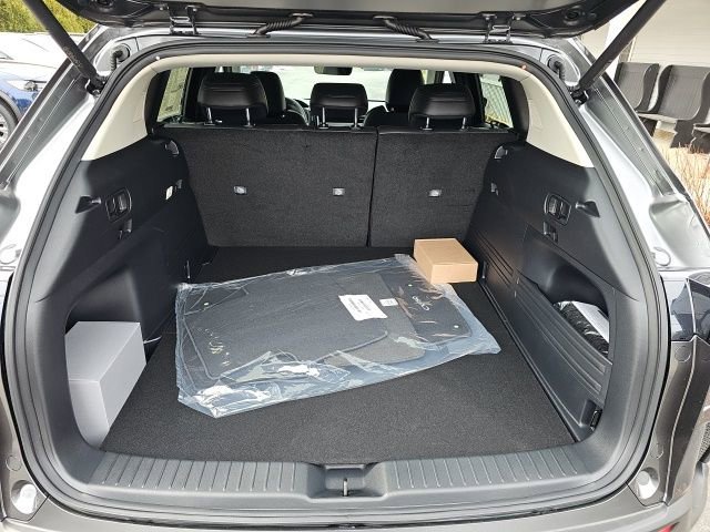 New 2026 MAZDA CX-50 AWD 2.5 Hybrid w/ Cargo Package image 17