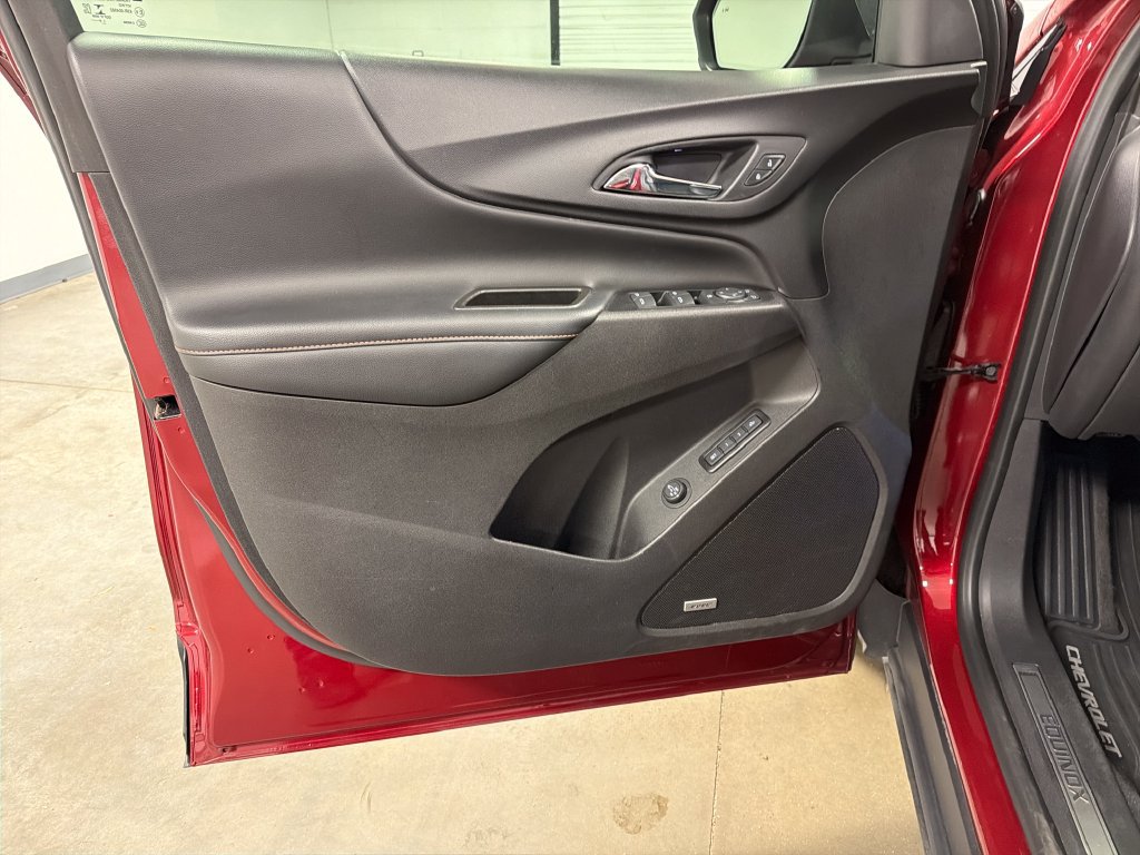 Used 2020 Chevrolet Equinox Premier FWD image 20