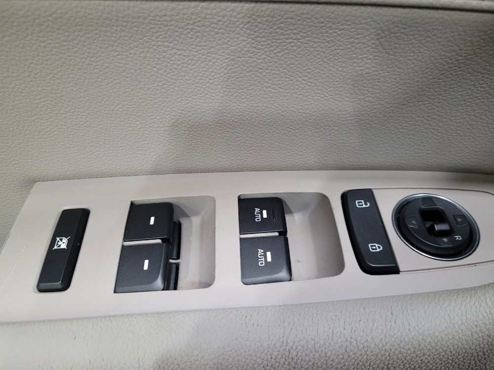 Used 2017 Hyundai Sonata Limited w/ Tech Package 03 FWD image 27