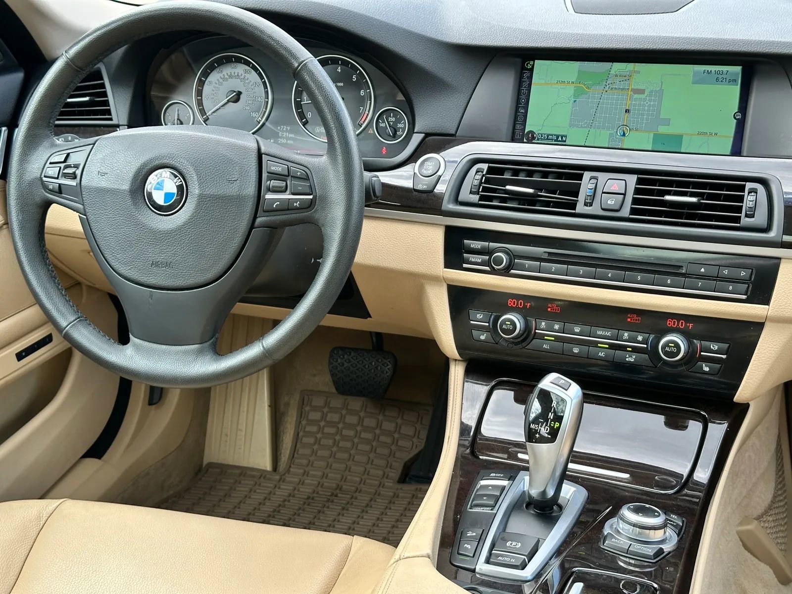 Used 2013 BMW 528i xDrive Sedan AWD/4WD image 25