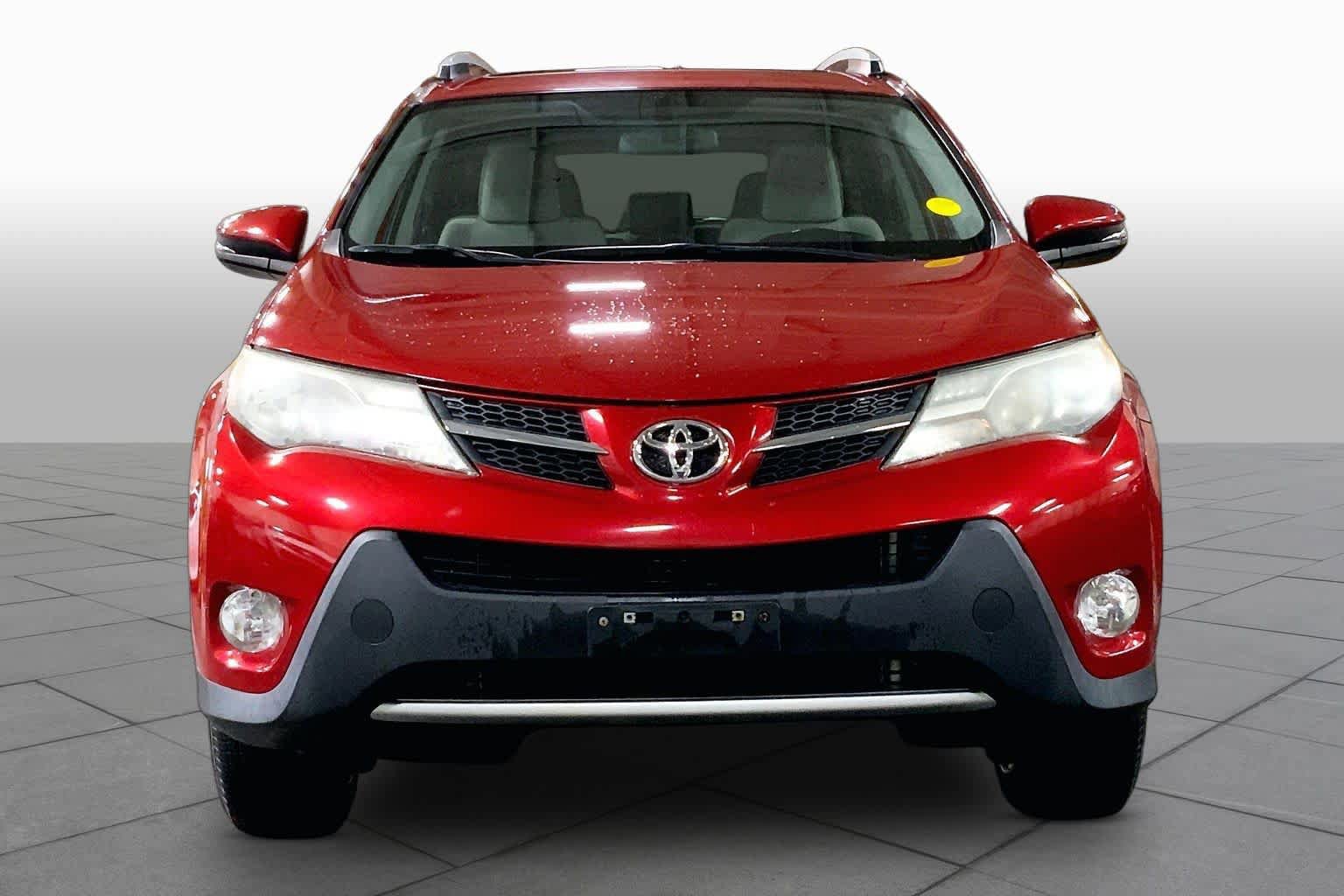 Used 2013 Toyota RAV4 XLE AWD/4WD image 4