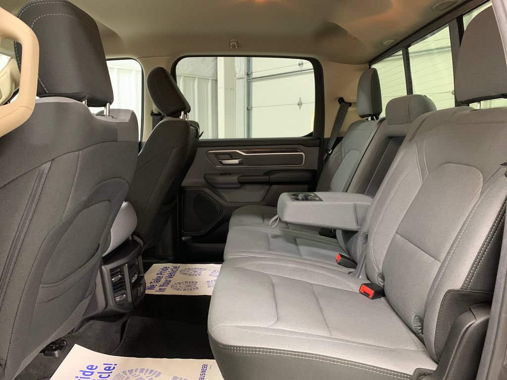 Used 2020 RAM 1500 Big Horn AWD/4WD image 17