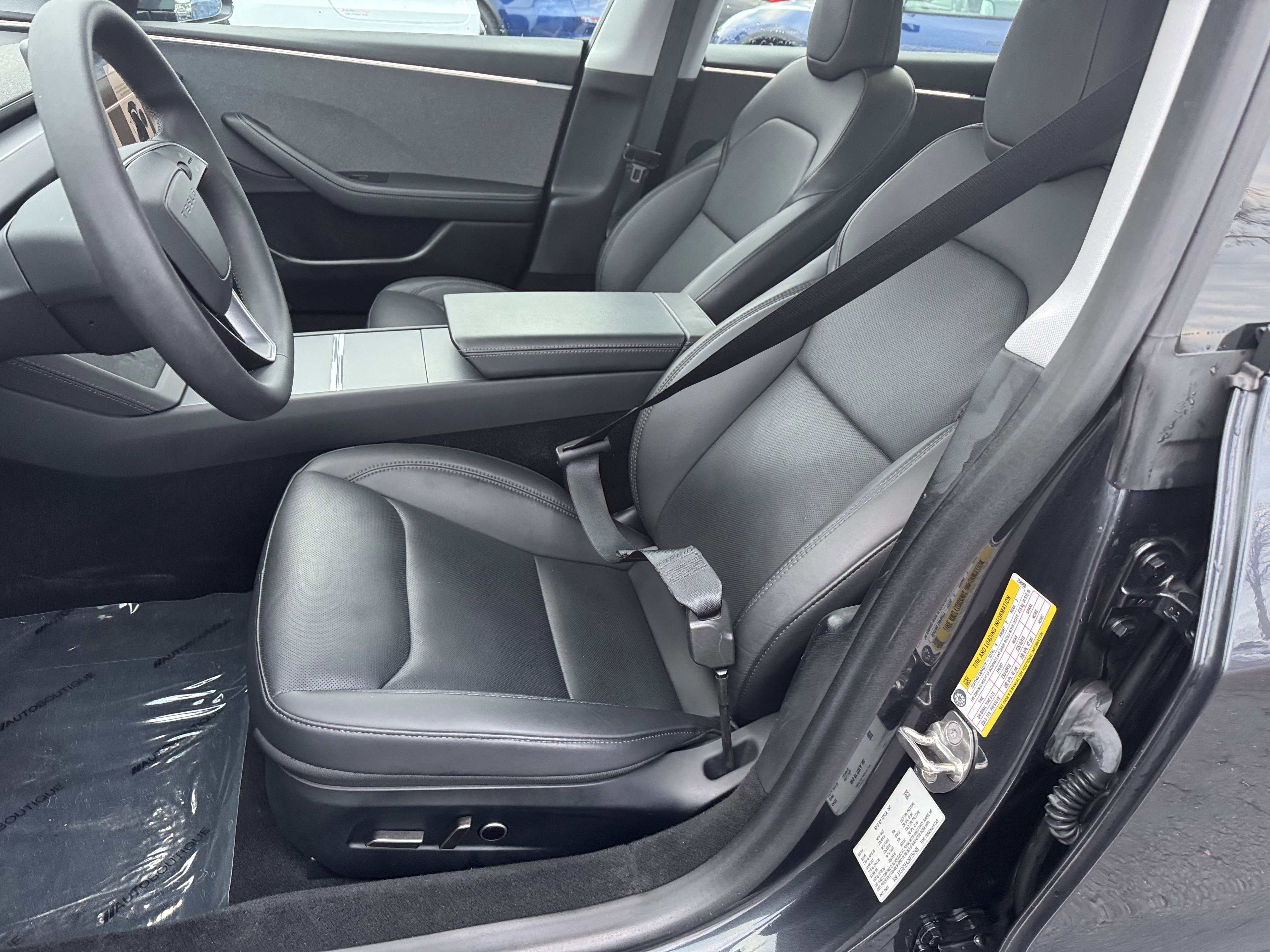 Used 2024 Tesla Model 3 Standard Range image 22