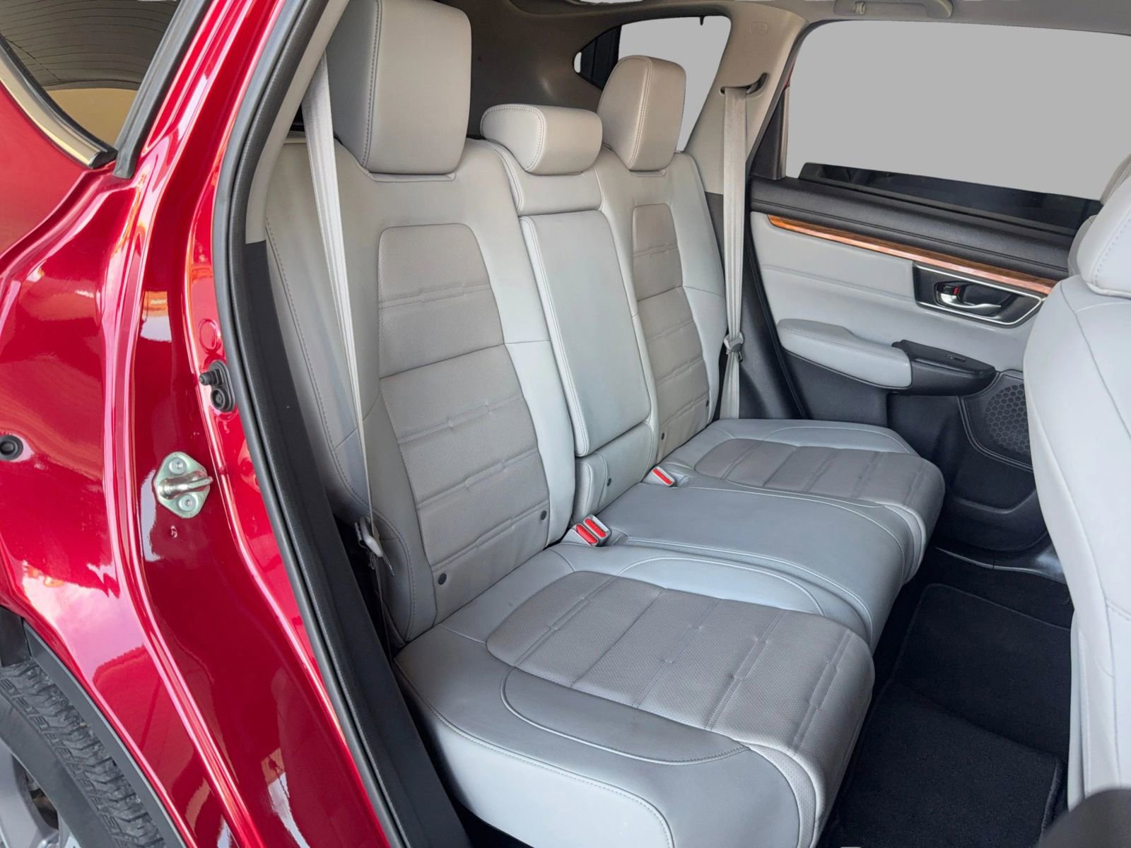 Used 2020 Honda CR-V Touring image 29