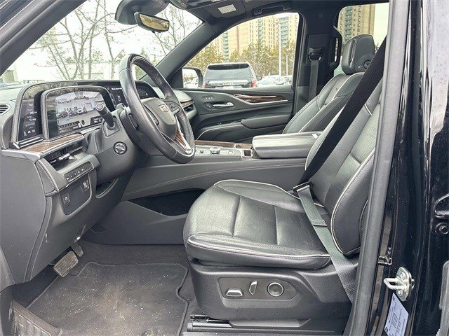 Used 2023 Cadillac Escalade ESV Premium Luxury image 19