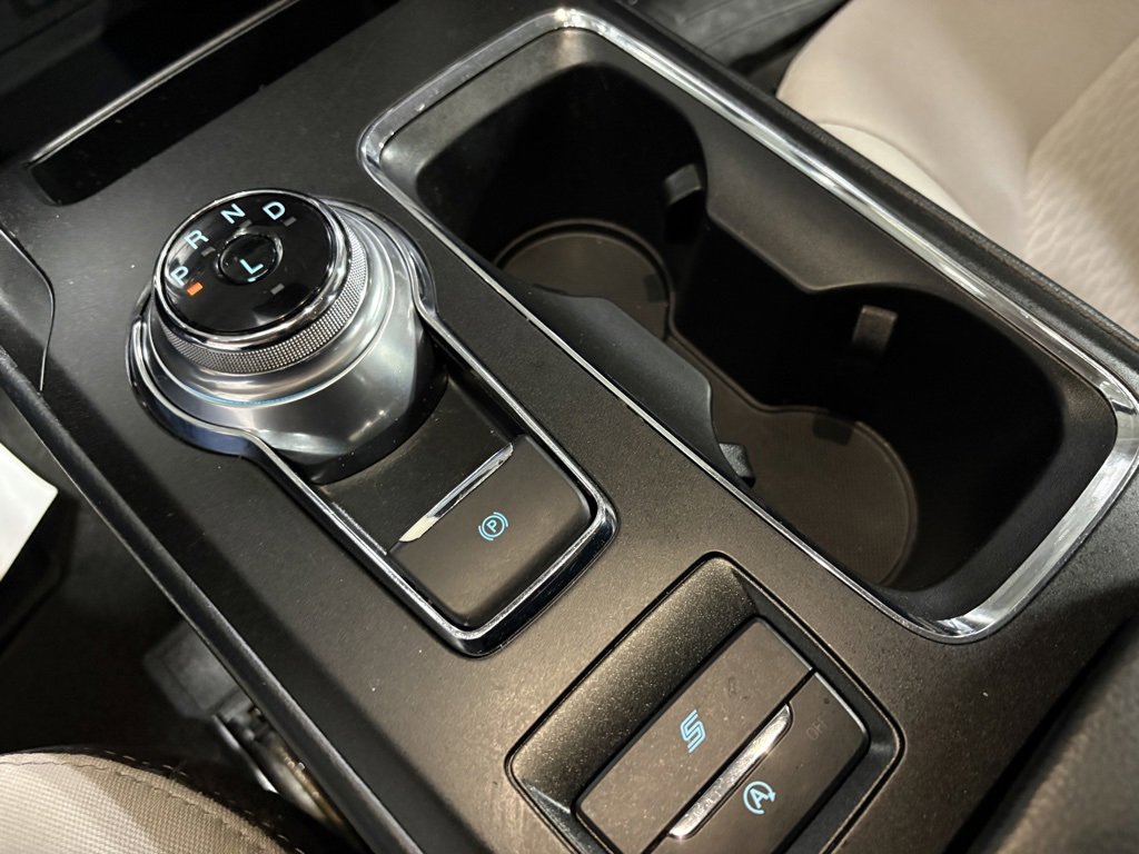 Used 2020 Ford Fusion SE w/ Equipment Group 151A image 14