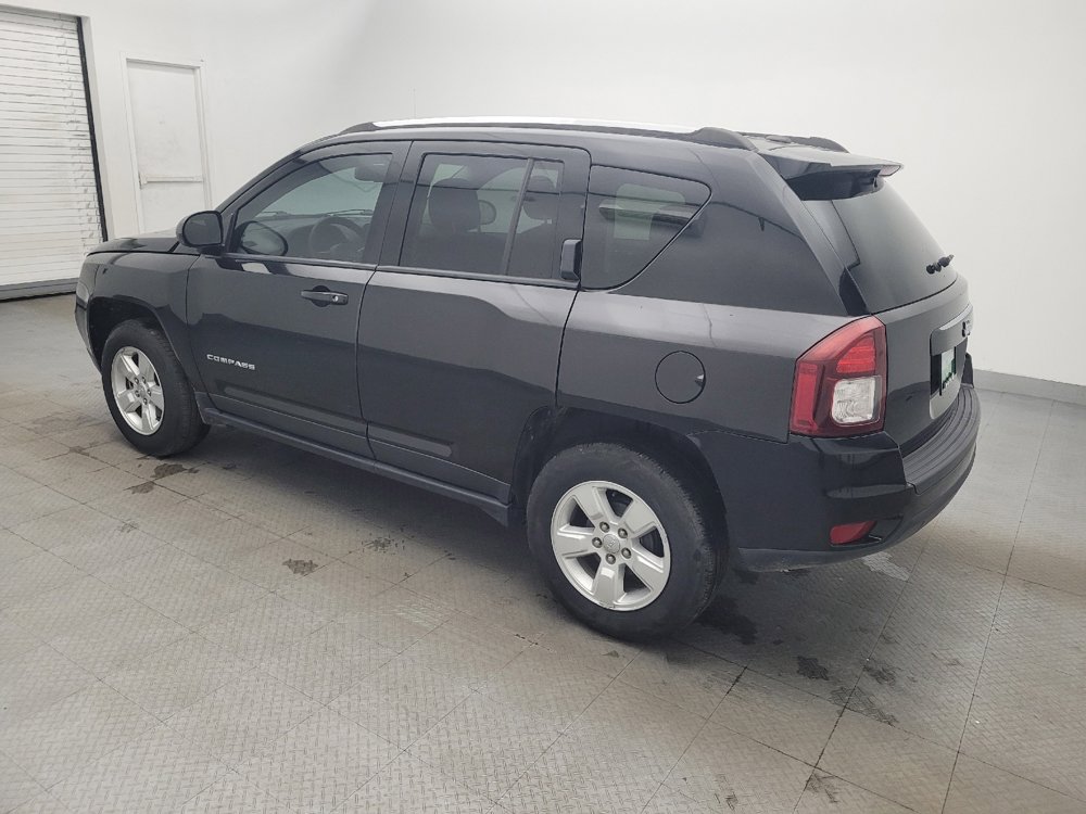 Used 2017 Jeep Compass Sport w/ Power Value Group FWD image 3