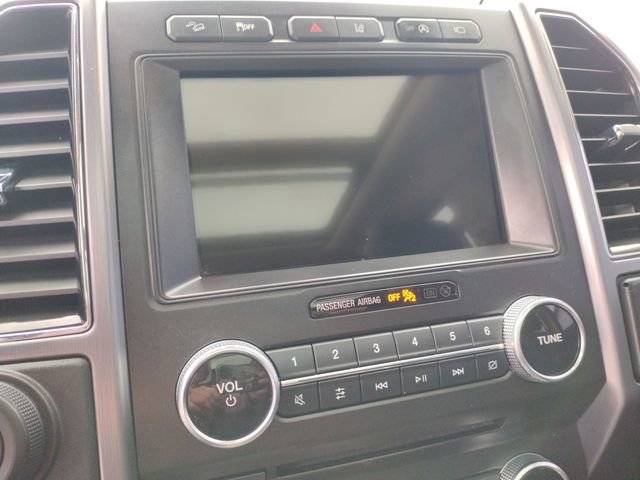 Used 2018 Ford Expedition Platinum image 21