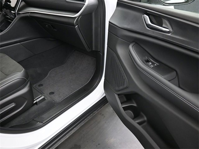 New 2025 Jeep Grand Cherokee Laredo image 24