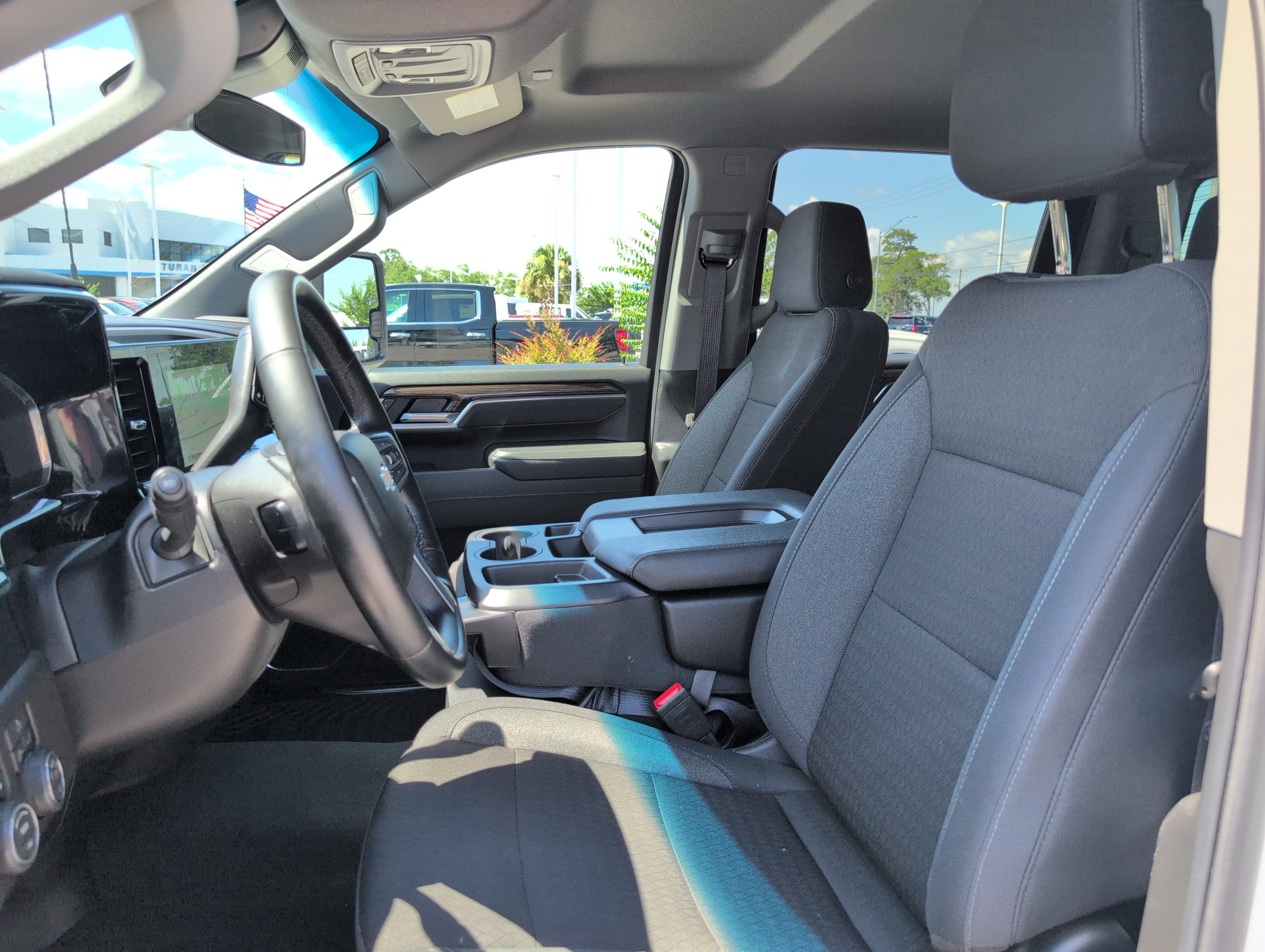 Used 2025 Chevrolet Silverado 2500 LT w/ Convenience Package AWD/4WD image 13