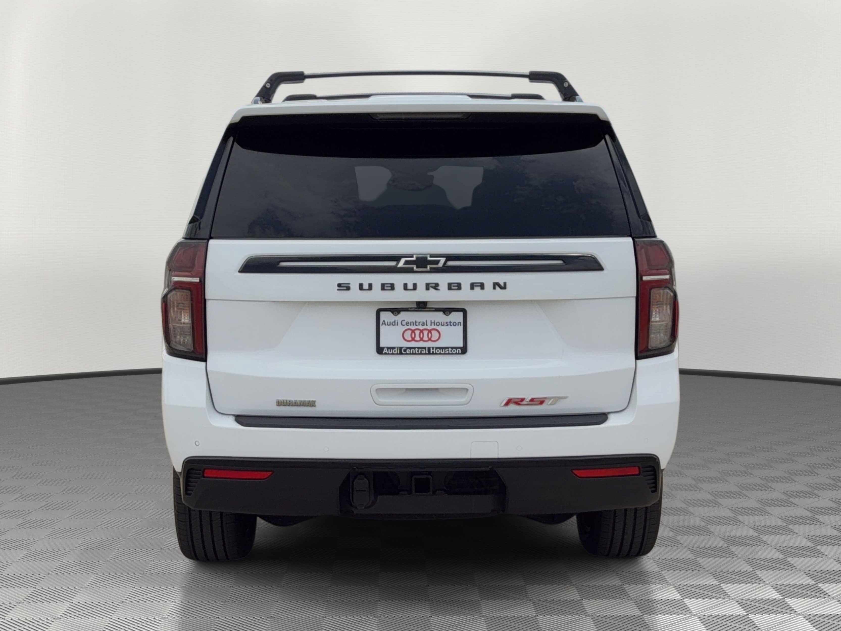 Used 2023 Chevrolet Suburban RST w/ Luxury Package AWD/4WD image 10