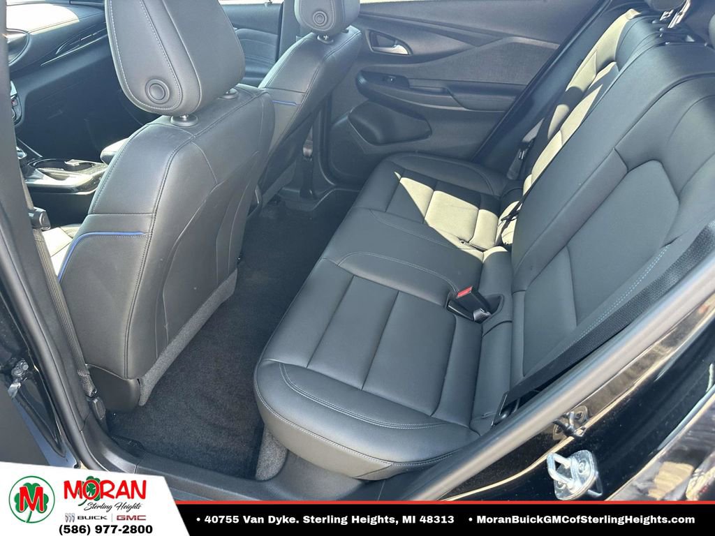 Certified 2024 Buick Envista Sport Touring w/ Convenience I Package image 13
