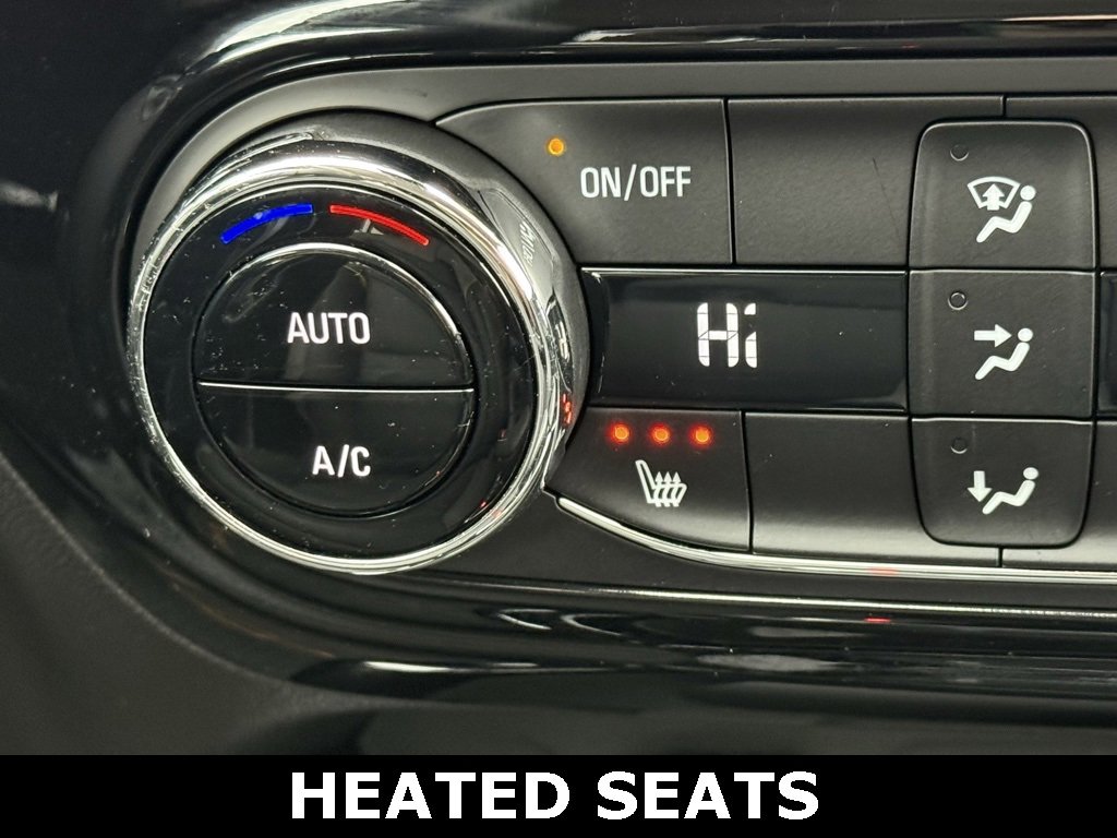 Used 2025 Chevrolet Trax ACTIV w/ Driver Confidence Package image 8