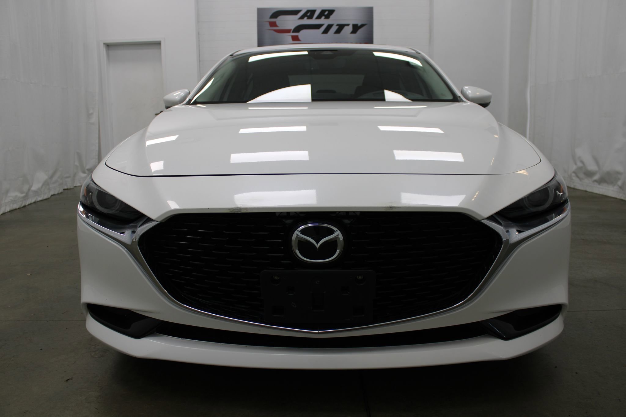 Used 2019 MAZDA MAZDA3 Sedan w/ Premium Package image 2