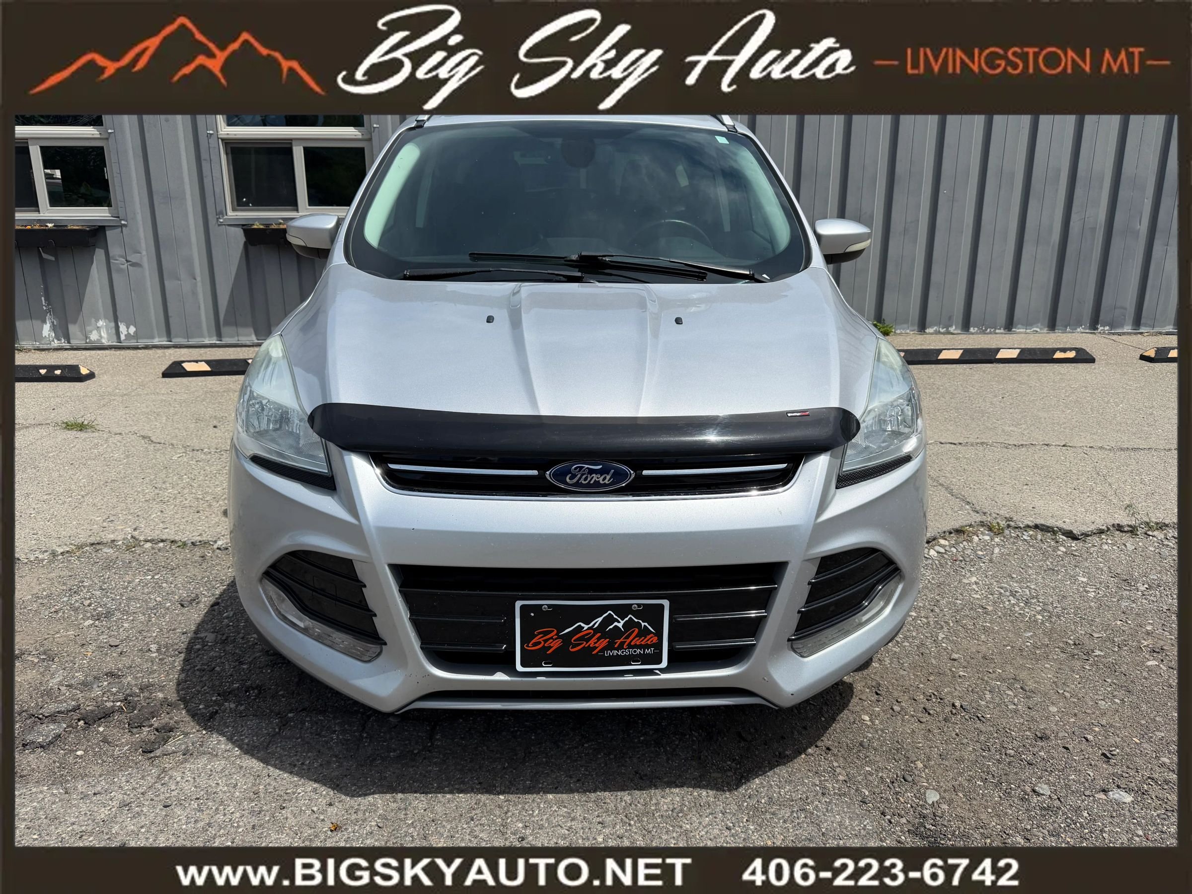 Used 2015 Ford Escape Titanium AWD/4WD image 2