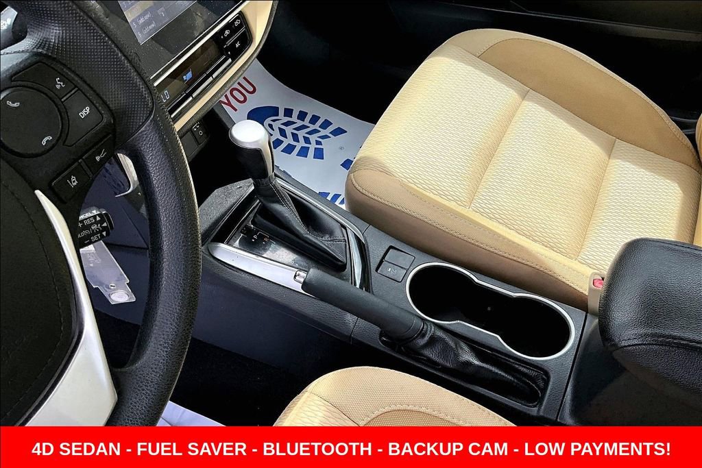 Used 2017 Toyota Corolla LE image 17