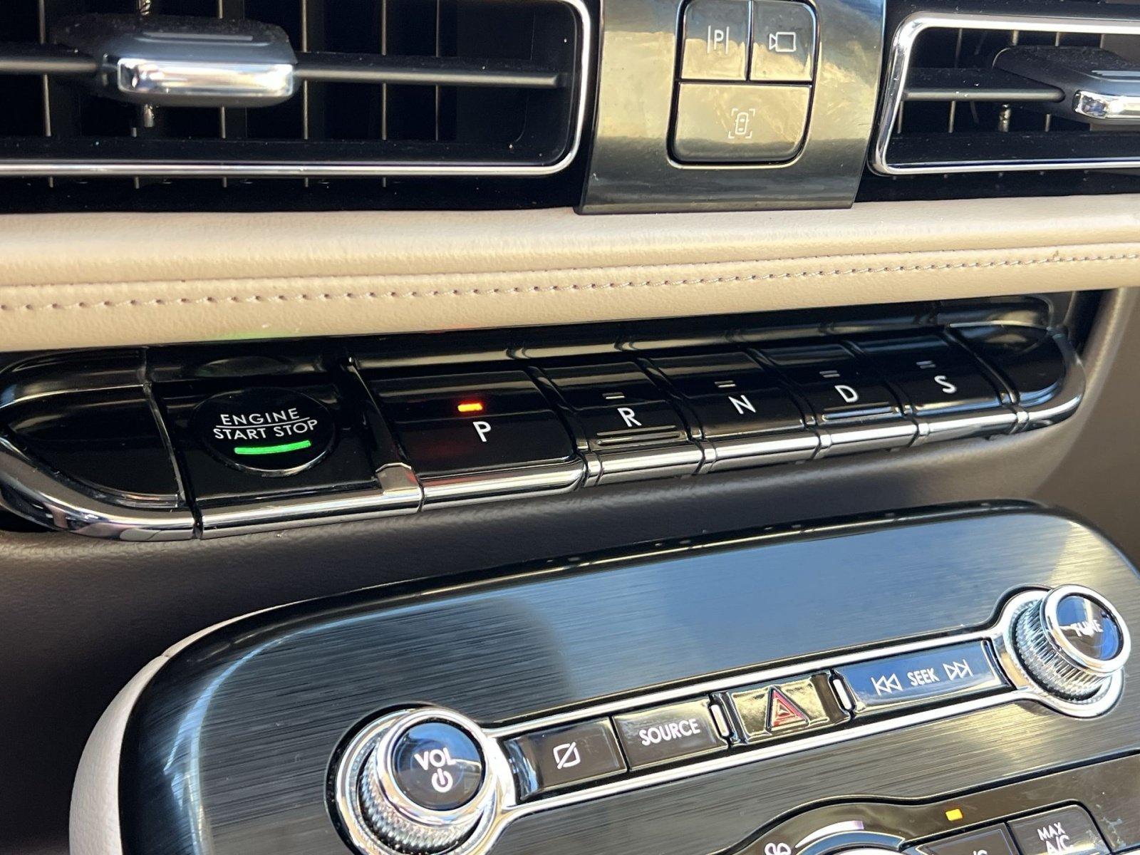 Used 2021 Lincoln Nautilus Reserve AWD/4WD image 22