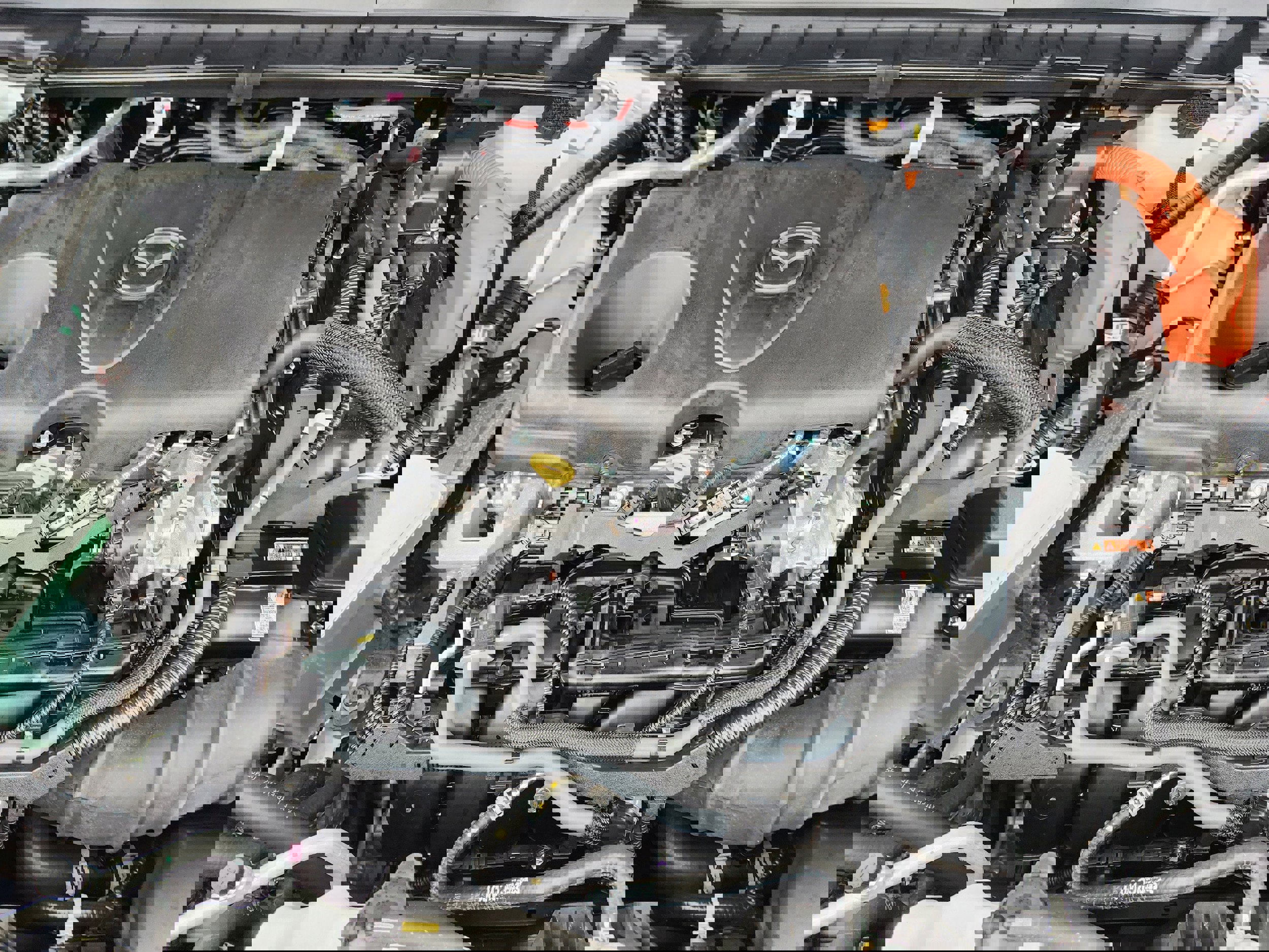 Certified 2025 MAZDA CX-50 2.5 Hybrid w/ Weather Package image 9