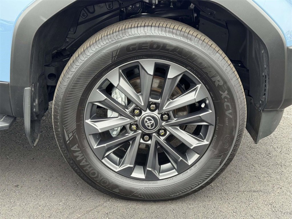 Used 2025 Toyota Land Cruiser Base w/ Premium Package image 27