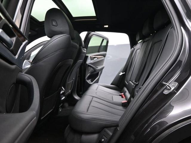 Used 2019 BMW X4 xDrive30i w/ Convenience Package image 18