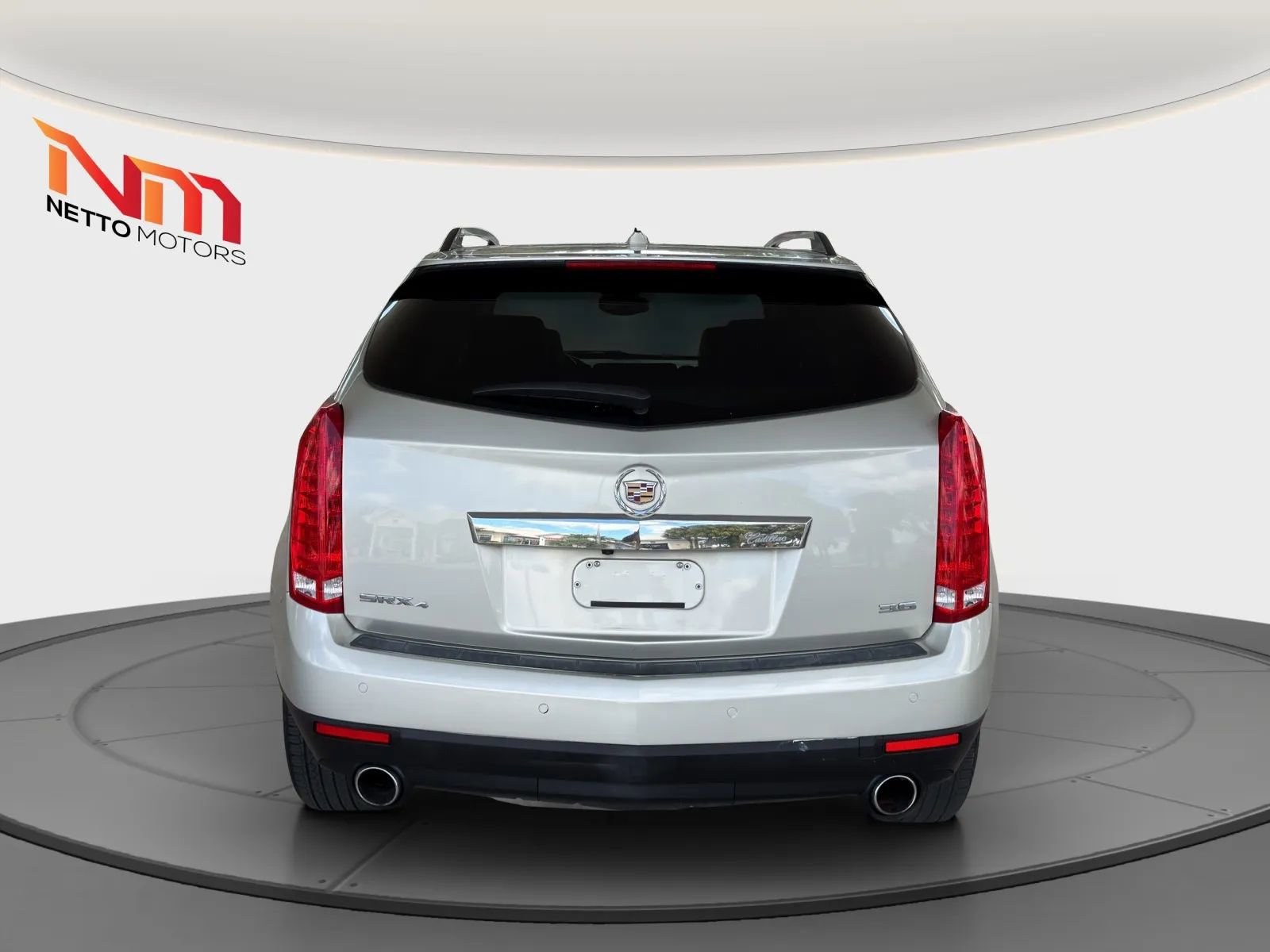Used 2013 Cadillac SRX Luxury AWD/4WD image 4