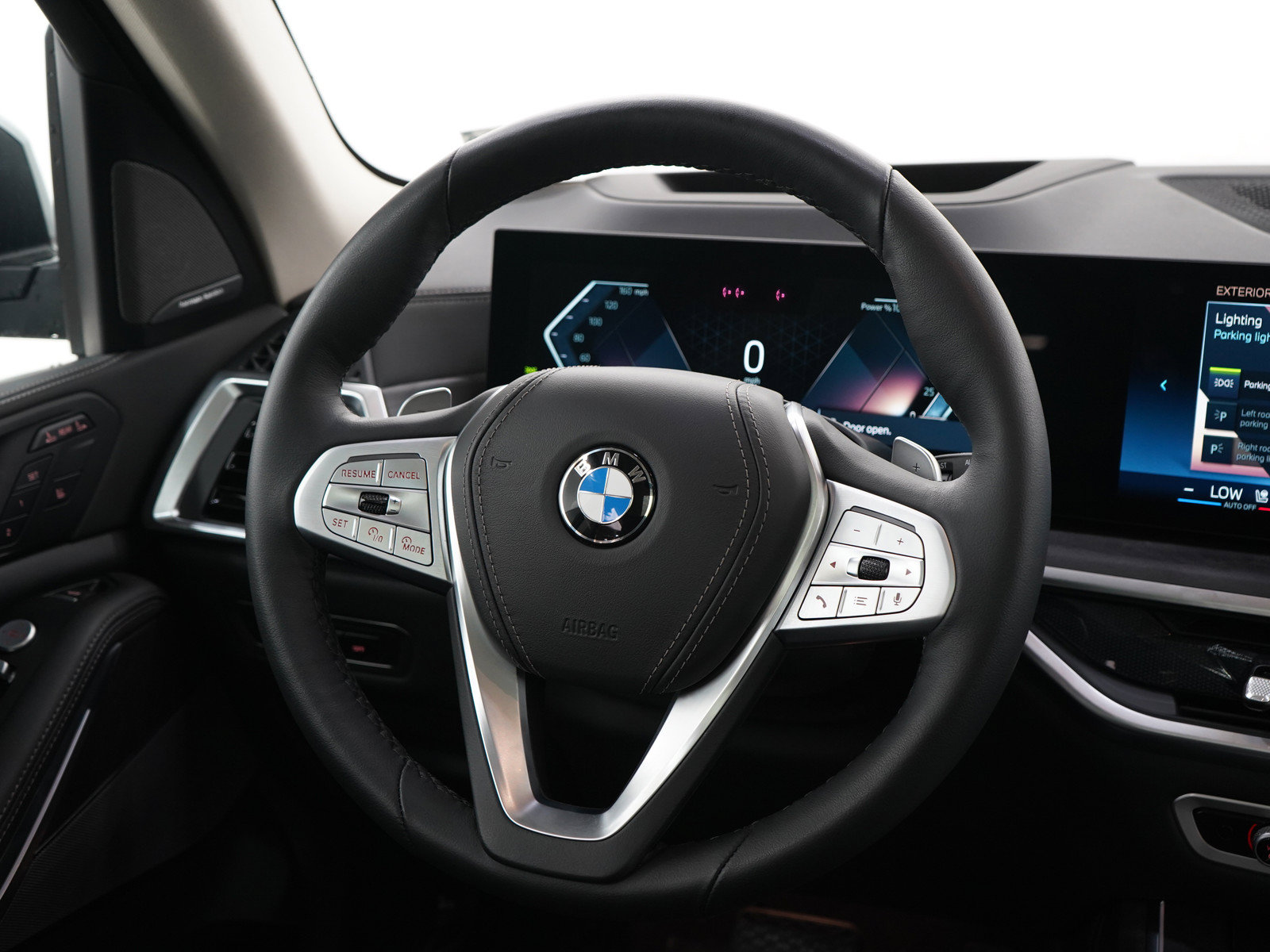 Used 2026 BMW X7 xDrive40i AWD/4WD image 23