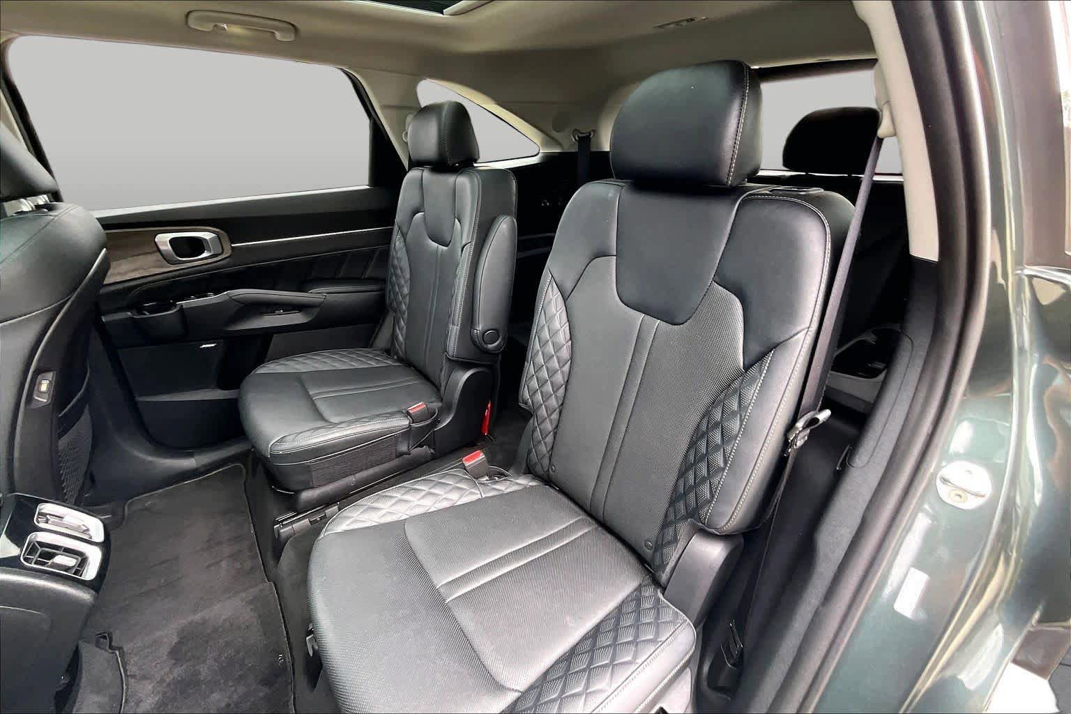 Used 2022 Kia Sorento SX Prestige AWD/4WD image 17