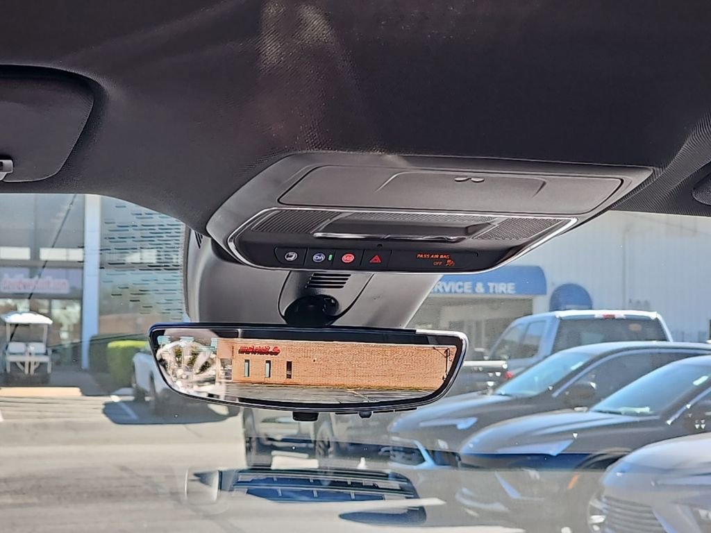 New 2026 GMC Acadia Denali w/ Super Cruise Package FWD image 18