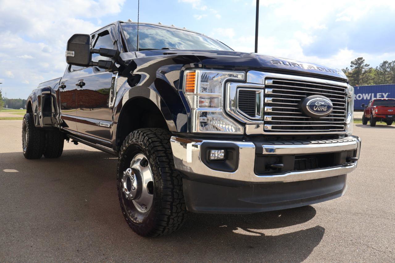 Used 2022 Ford F350 Lariat w/ Lariat Value Package image 5