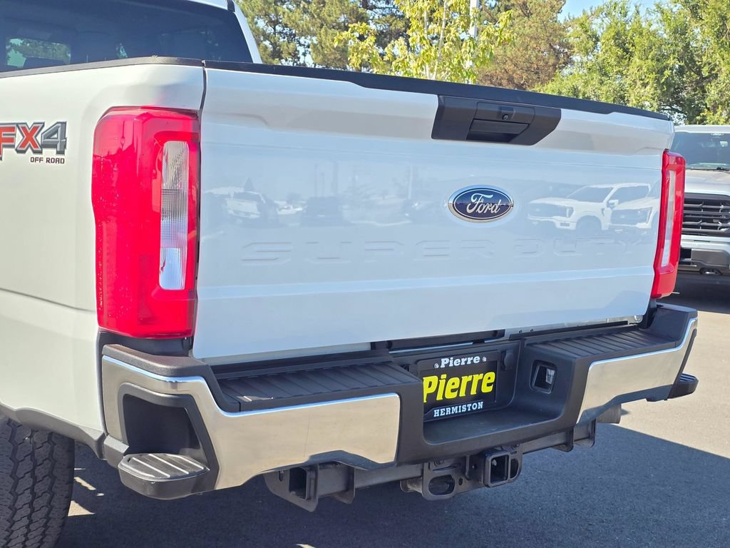 Used 2025 Ford F250 XLT w/ FX4 Off-Road Package AWD/4WD image 7