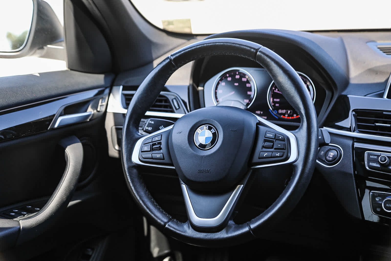 Used 2019 BMW X1 sDrive28i FWD image 15
