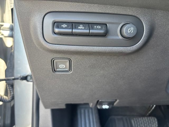 Used 2024 GMC Terrain Denali w/ Denali Premium Package AWD/4WD image 32