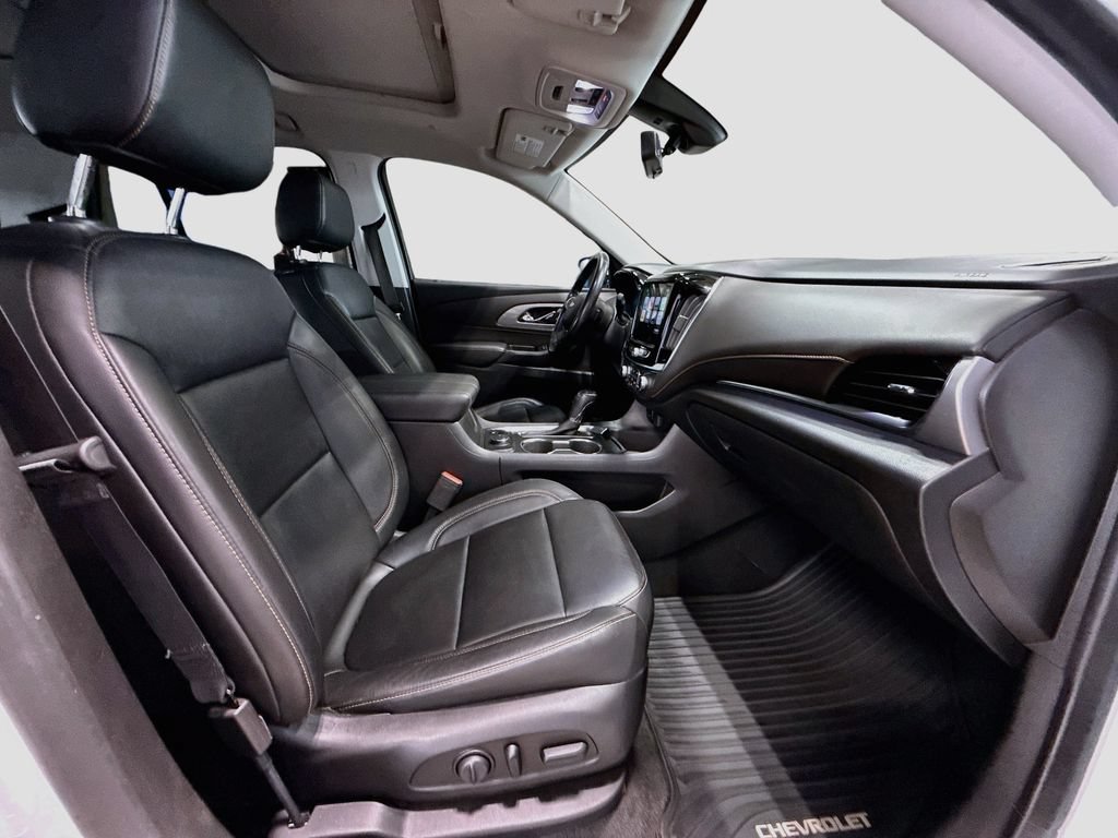 Used 2019 Chevrolet Traverse RS AWD/4WD image 32
