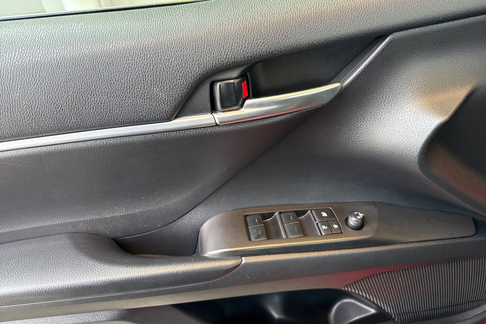 Certified 2023 Toyota Camry LE FWD image 13
