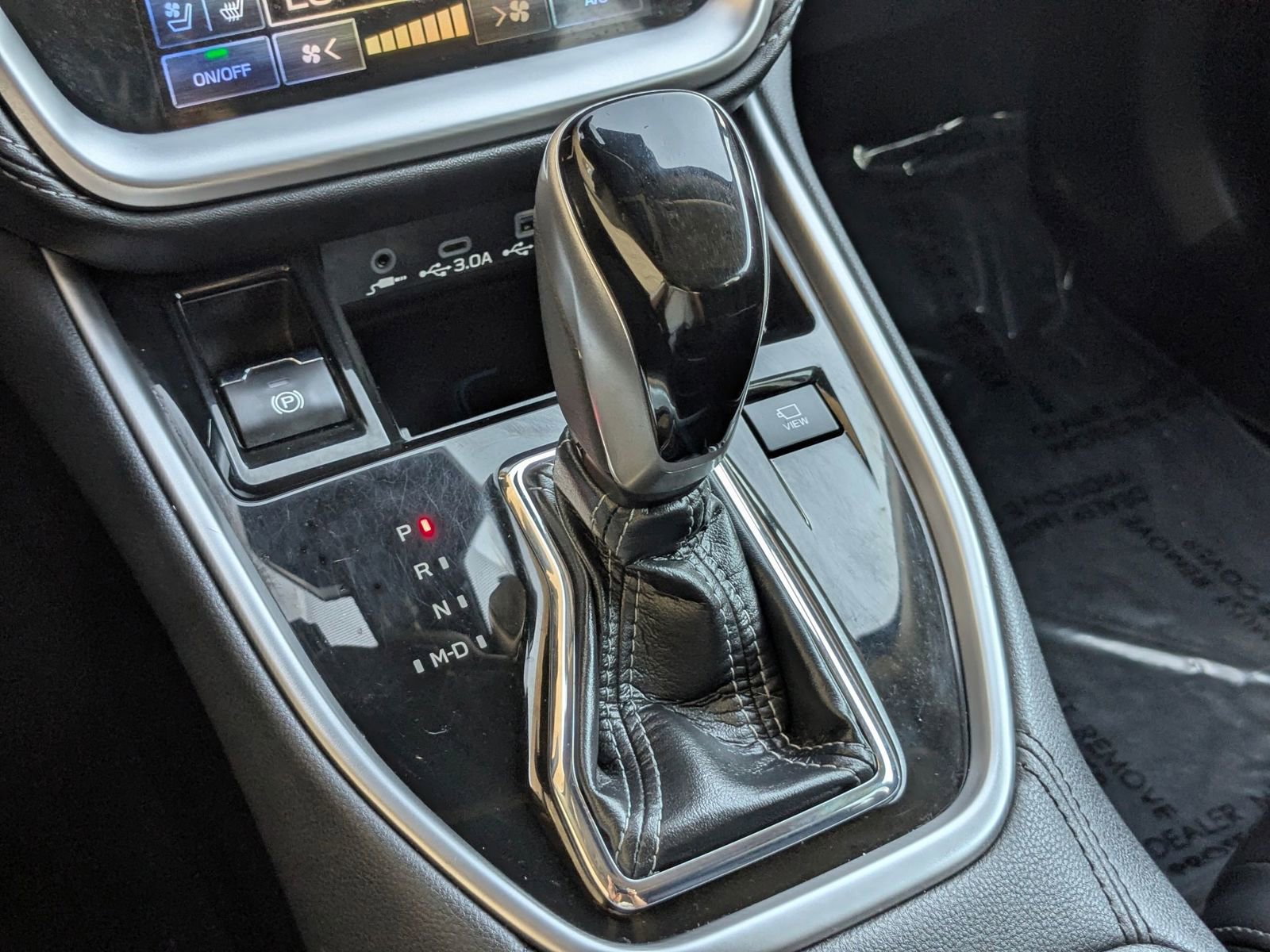 Used 2023 Subaru Outback Touring XT AWD/4WD image 17