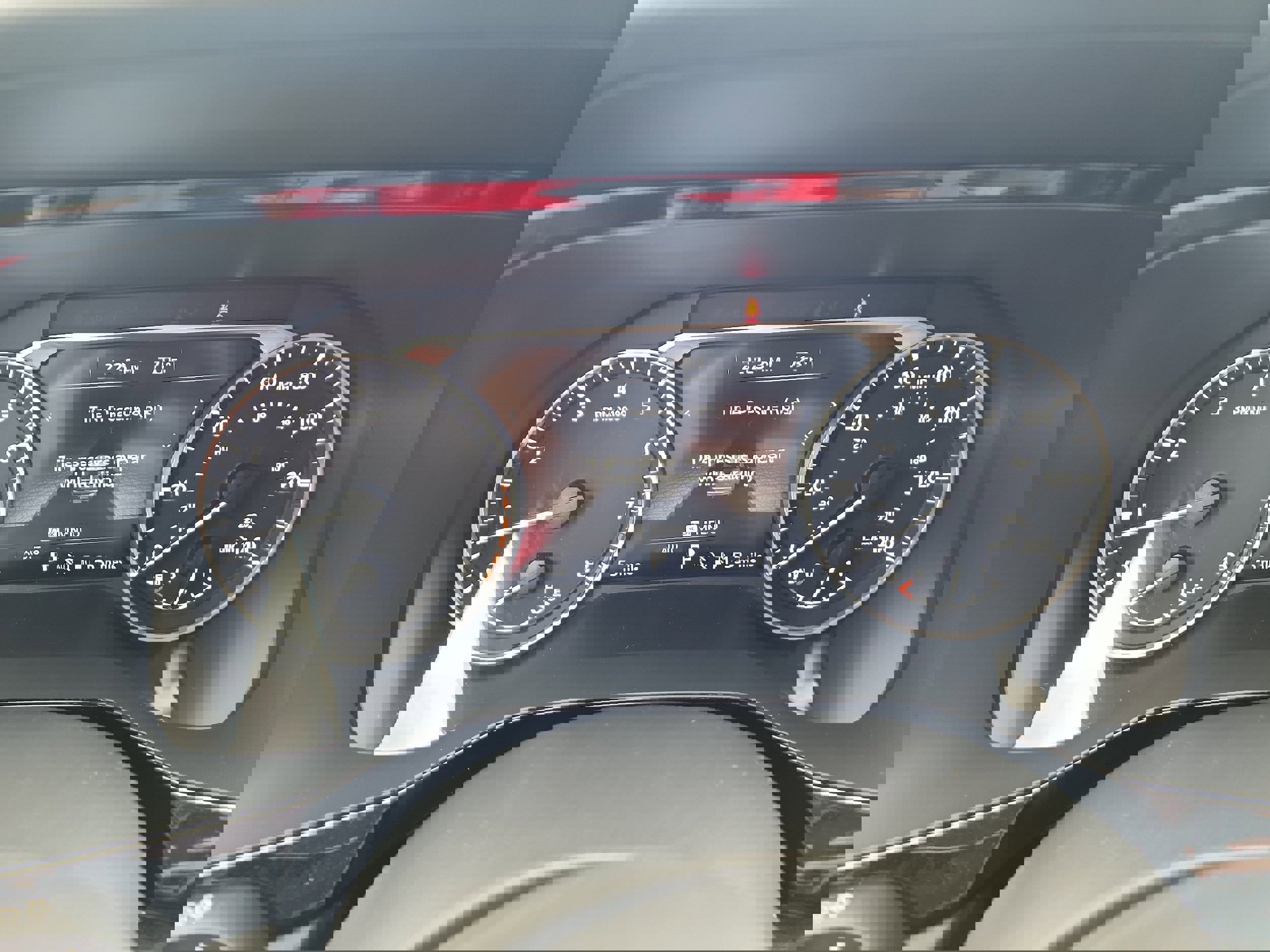 New 2025 Nissan Pathfinder SV w/ Black Appearance Package image 20