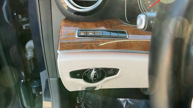 Used 2019 Mercedes-Benz E 450 E 450 image 8