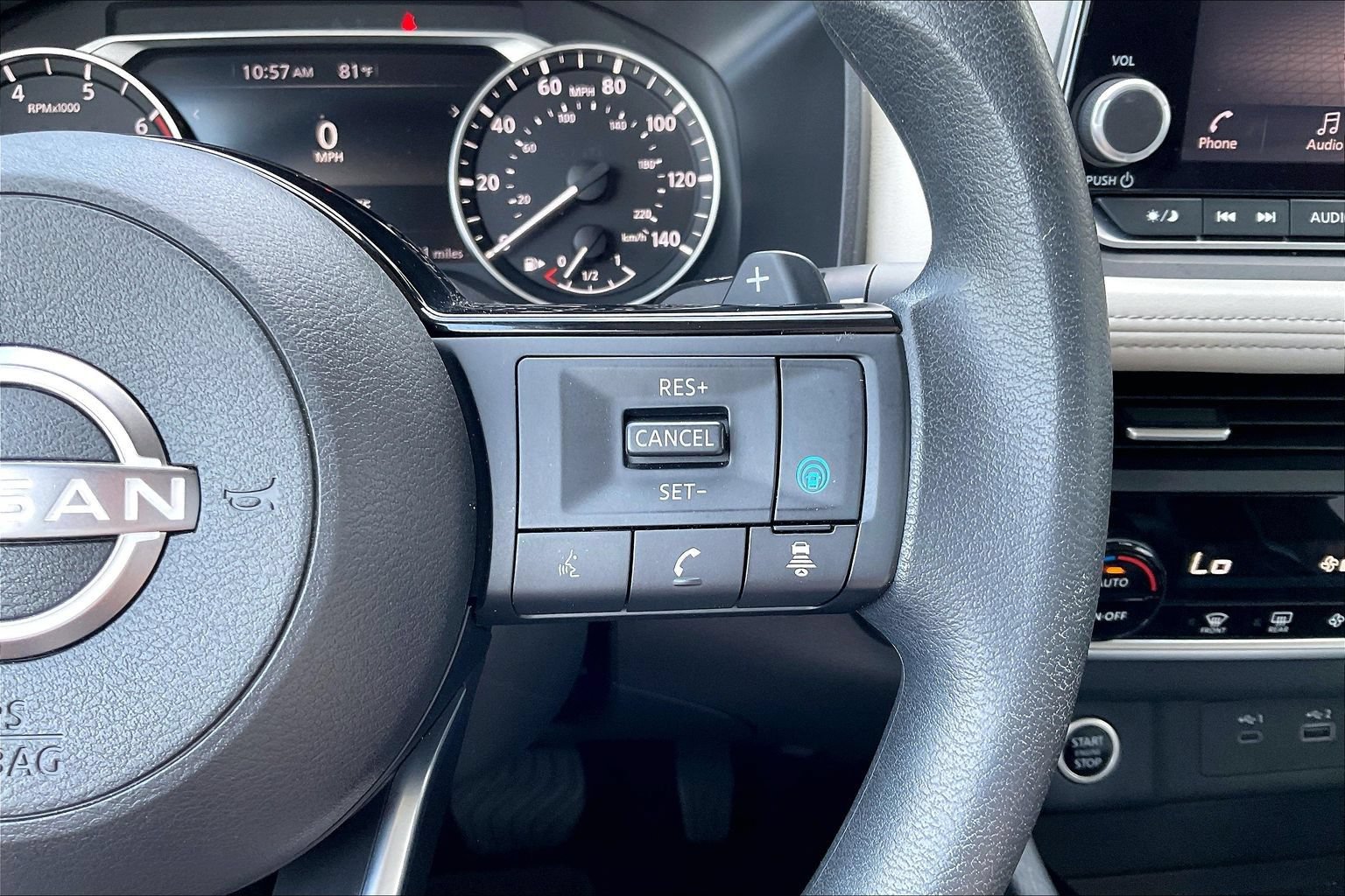 Used 2023 Nissan Rogue SV AWD/4WD image 11