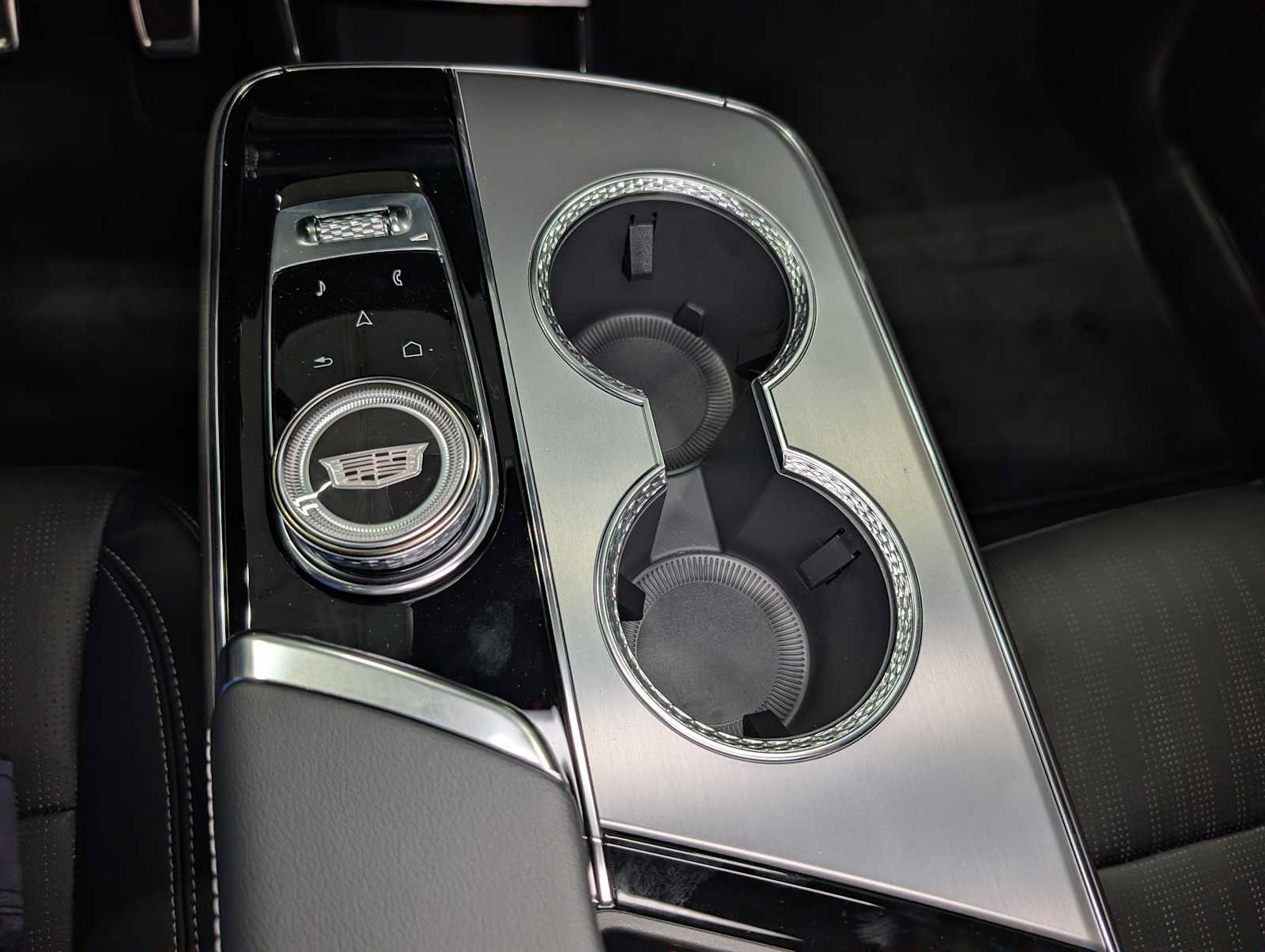 New 2027 Cadillac Lyriq Premium Luxury AWD/4WD image 27