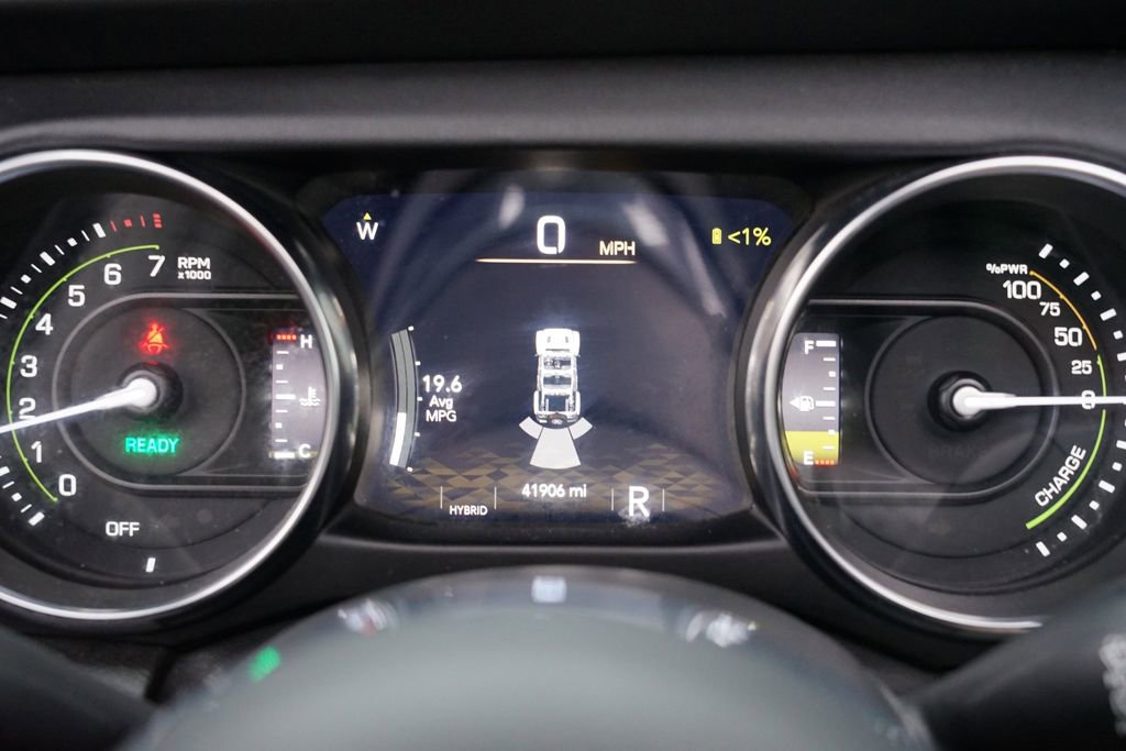 Used 2022 Jeep Wrangler Unlimited Sahara w/ Cold Weather Group image 37