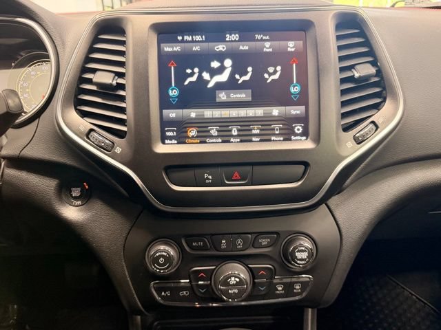 Used 2020 Jeep Cherokee Trailhawk w/ Comfort & Convenience Group AWD/4WD image 33